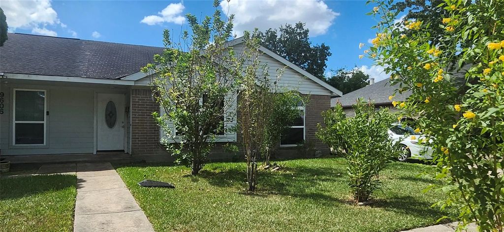9602 Stockwell Drive, Houston