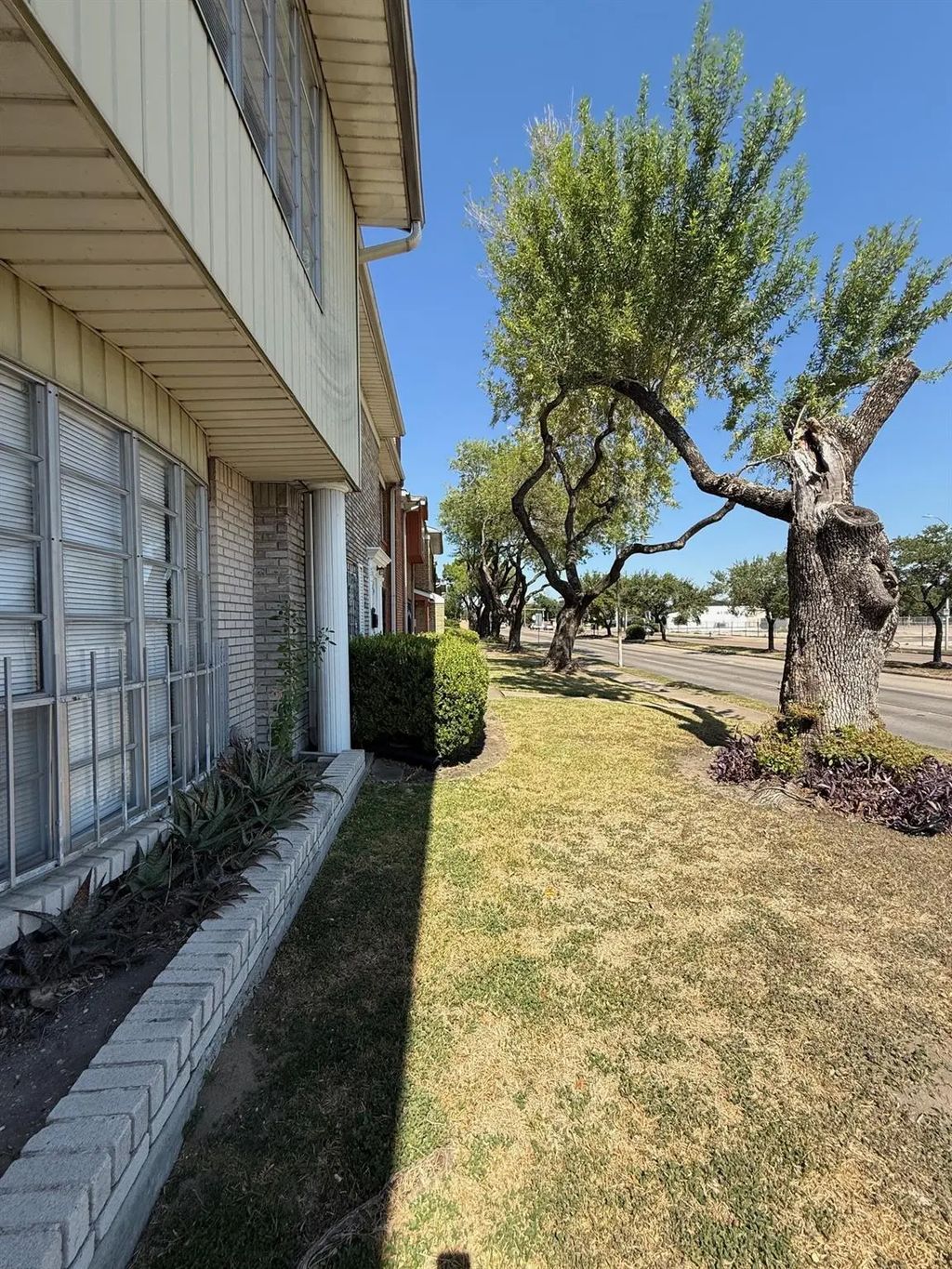 8140 Fondren Road 8140, Houston
