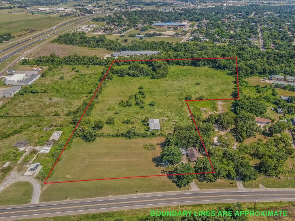 1510 Piedmont Rd, Navasota
