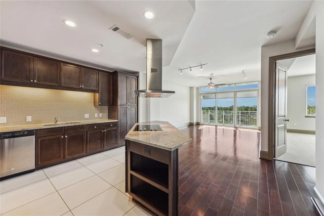 9870 Gaylord Drive 1116, Houston
