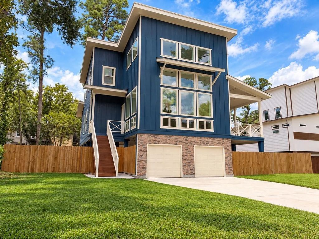 13523 Lakecrest Drive, Cypress