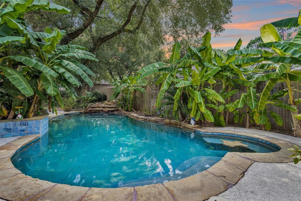 6227 Rippling Hollow Drive, Spring