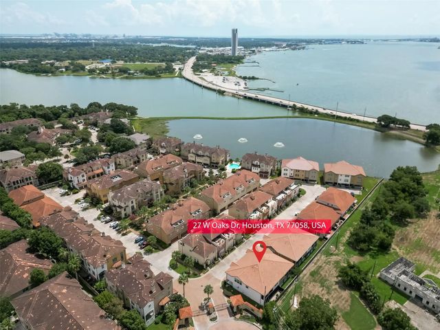 27 W Oaks Drive, Houston