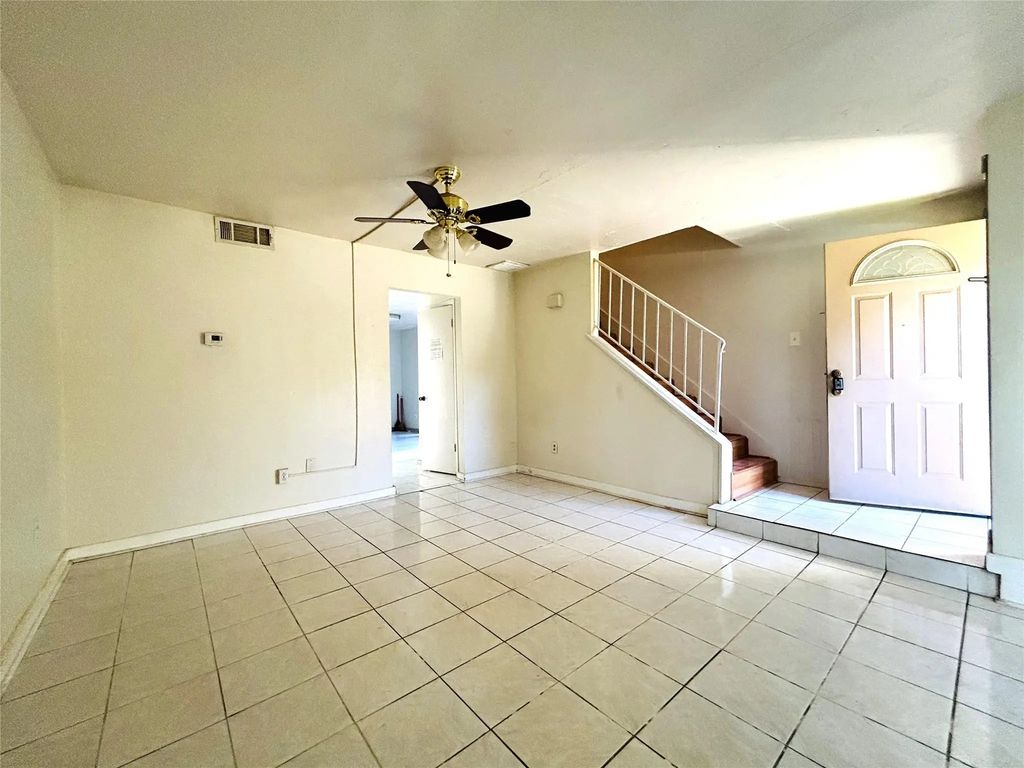 6508 S Briar Bayou Drive, Houston