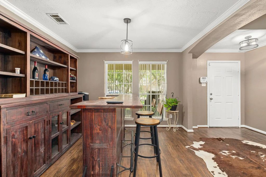 16818 Basewood Court, Sugar Land