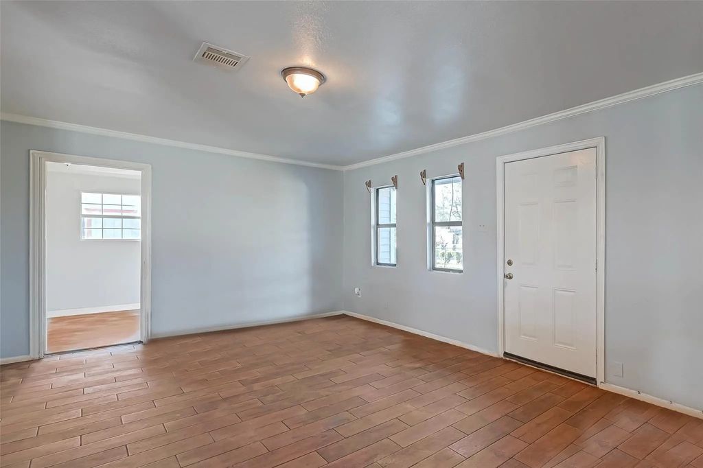 5322 Westover Street, Houston