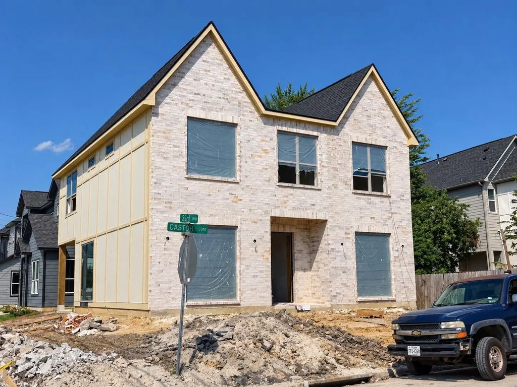 819 E 33rd Street, Houston