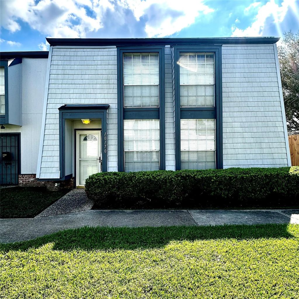10170 Beekman Place Drive, Houston