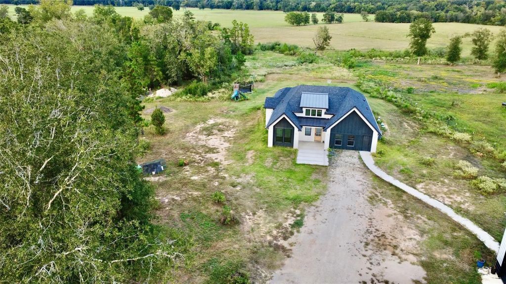 1221 Denson Allen Road, Coldspring