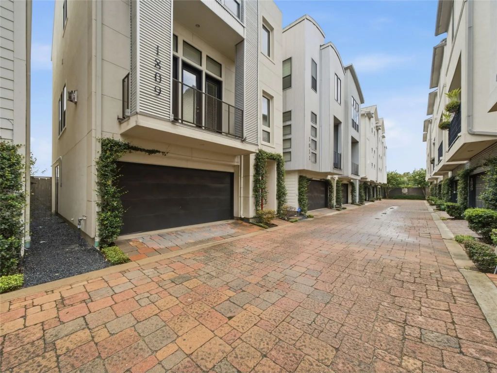 1809 Dart Street, Houston