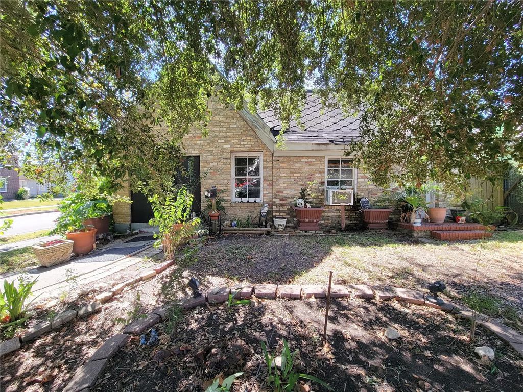 1574 Godwin Street, Houston