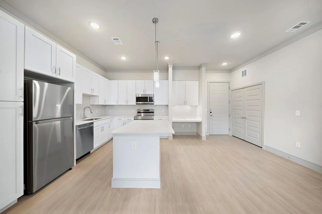 4840 North Shepherd Drive B1, Houston