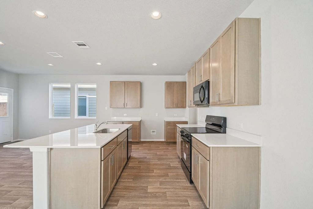360 Hickory Hills, Pattison