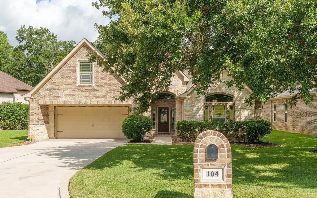 104 Lakeside Drive, Montgomery