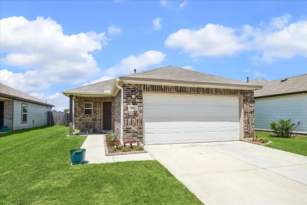 305 Cumberland Forest Drive, Magnolia