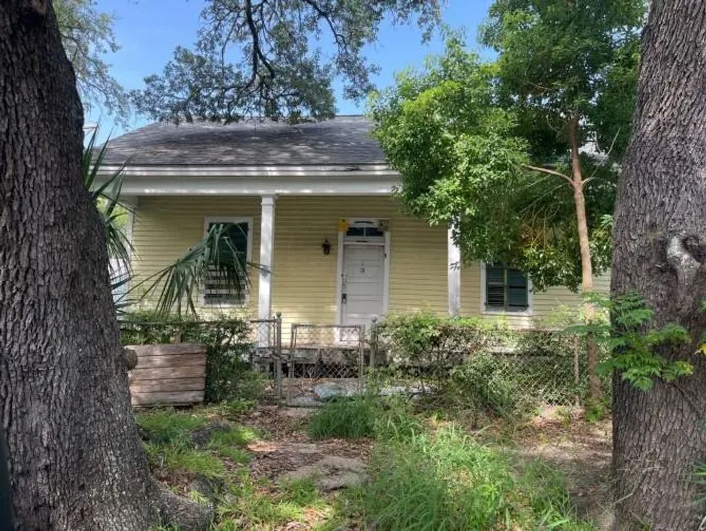 1220 34th Street, Galveston