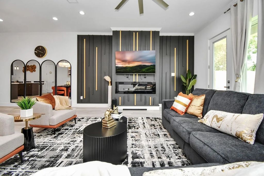4222 Nichols Street, Houston