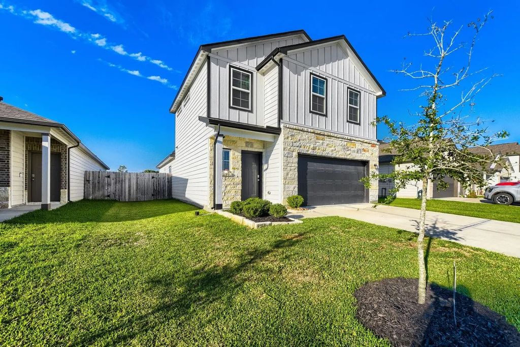 1272 Cypress Lane, Dayton