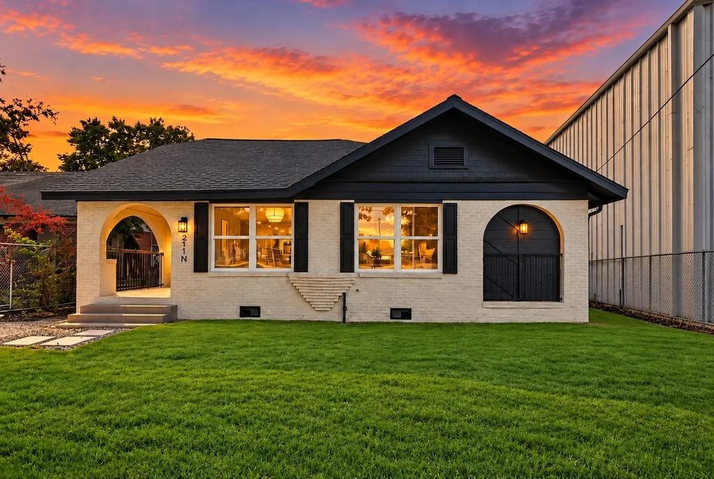 211 N Jenkins Street, Houston