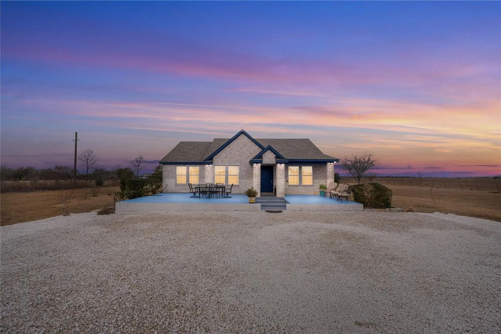 8307 W Green Leaf Street, Brookshire