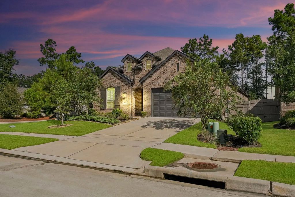 14831 Cherry Brick Drive, Conroe