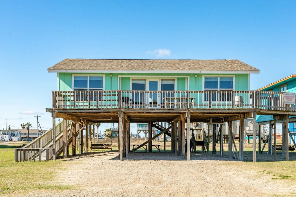 114 Beach Drive, Surfside Beach