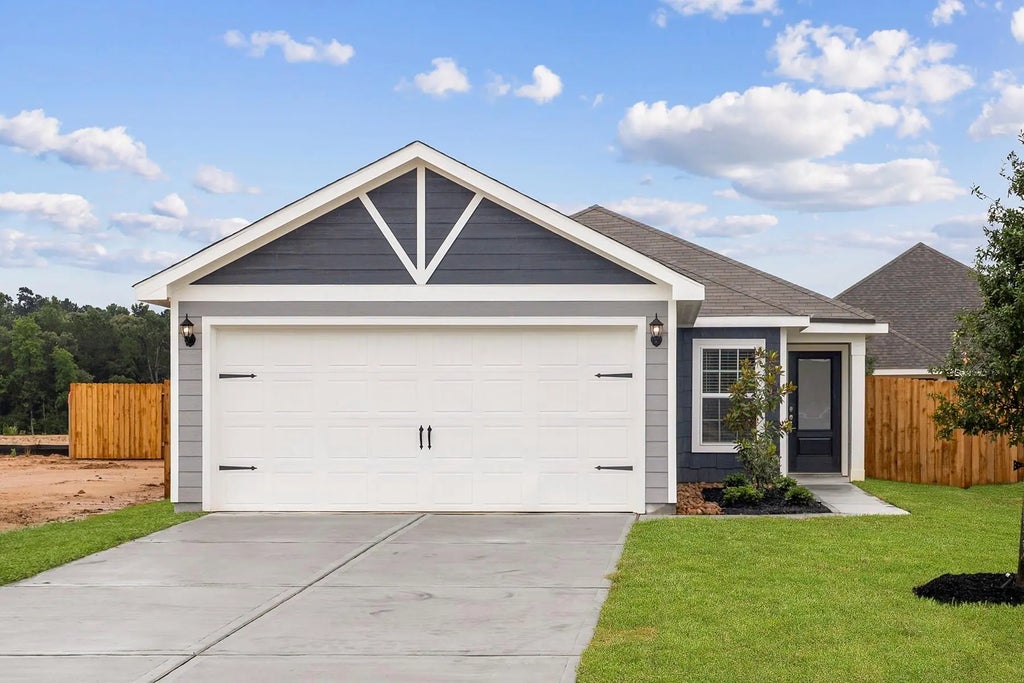 21643 Lotus Elm Street, Magnolia