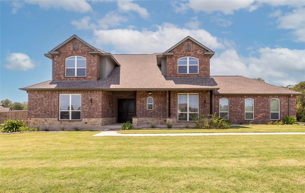 18214 Retriever Run, College Station