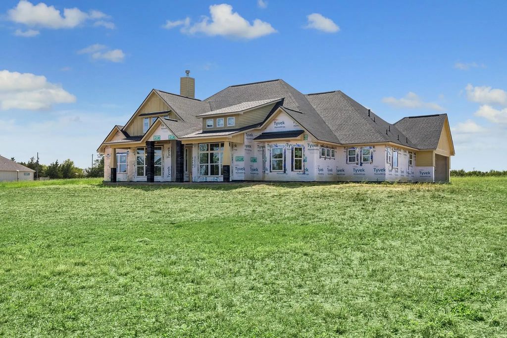 6750 Schroeder Road, Brenham