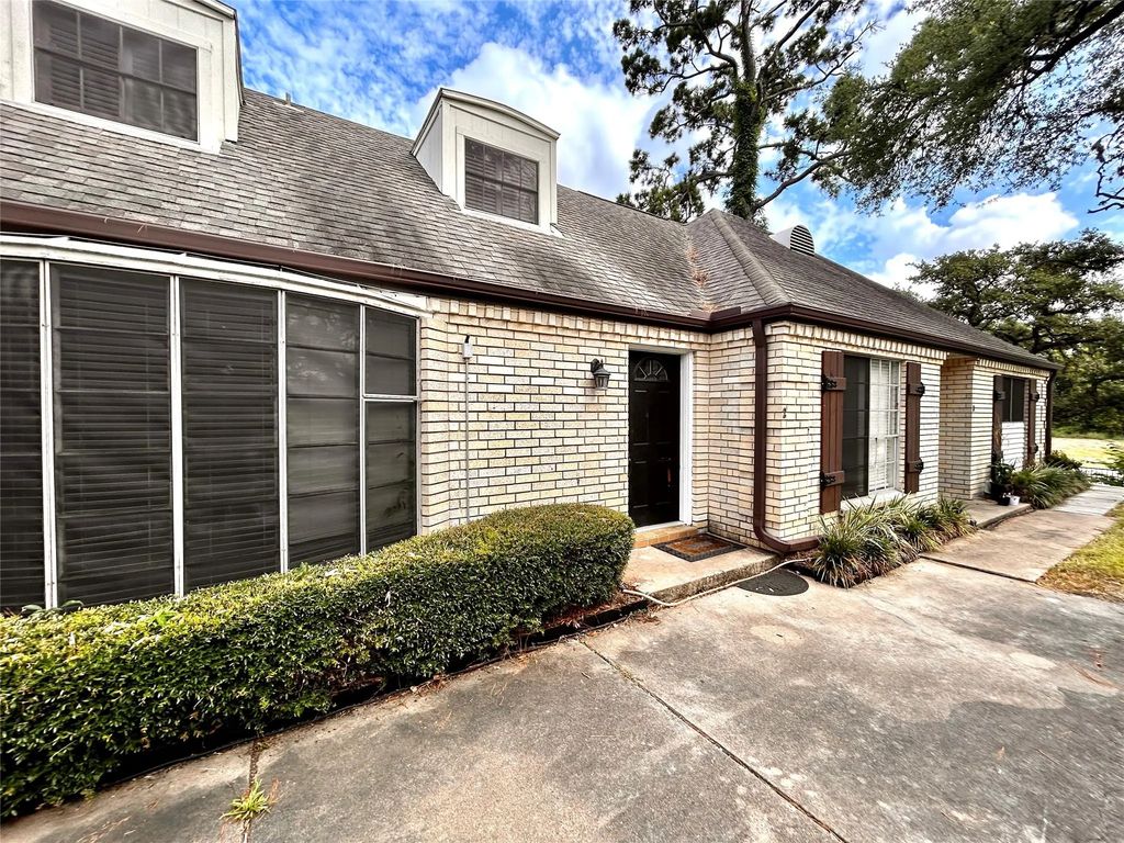 6744 Lawndale Street 2, Houston
