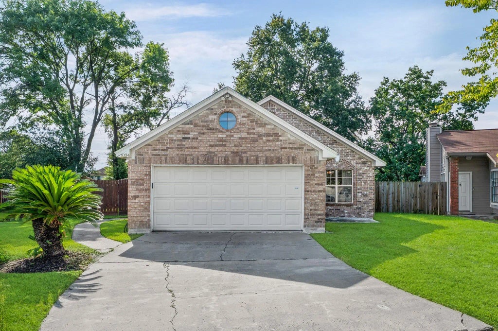 1034 Little Port, Channelview