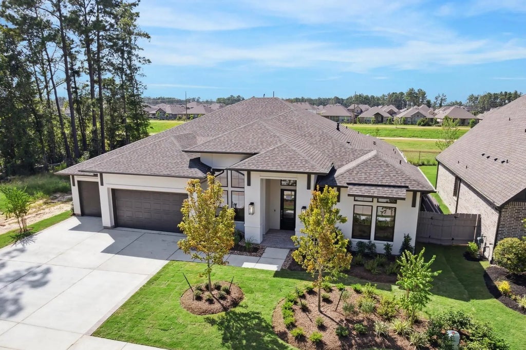 18414 Madrigal Morning Street, Conroe