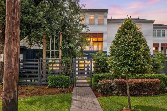 822 Cage Street, Houston
