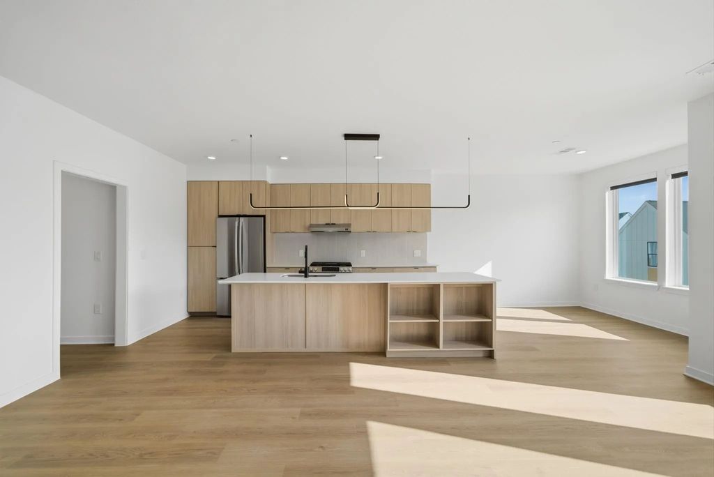 1941 Sawdust Road 1202, The Woodlands