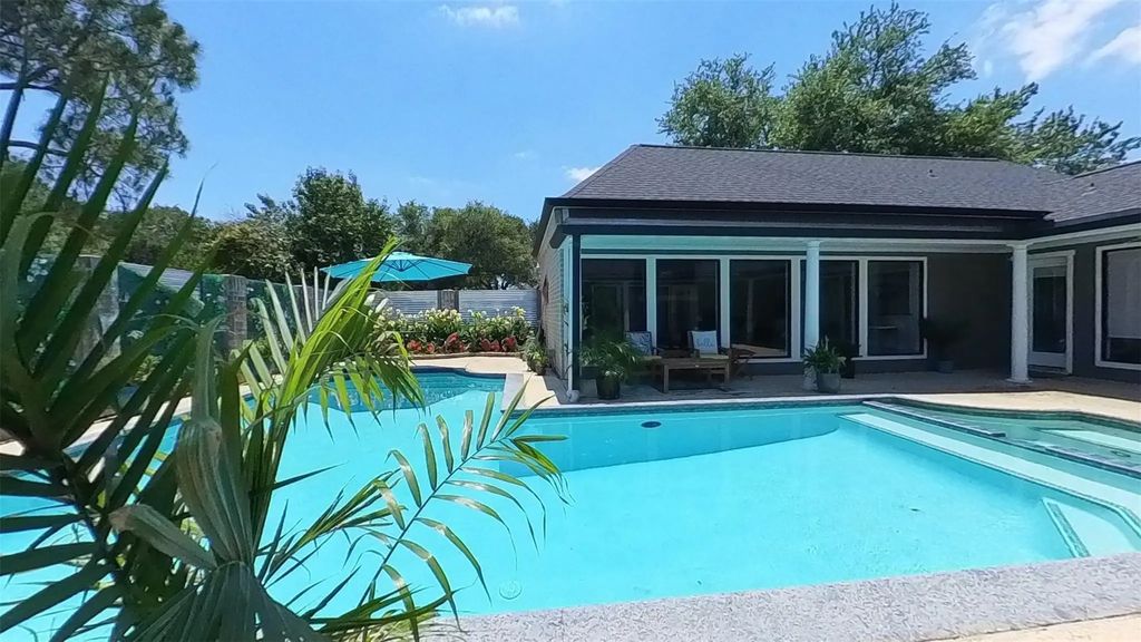 3339 Country Club Boulevard, Stafford