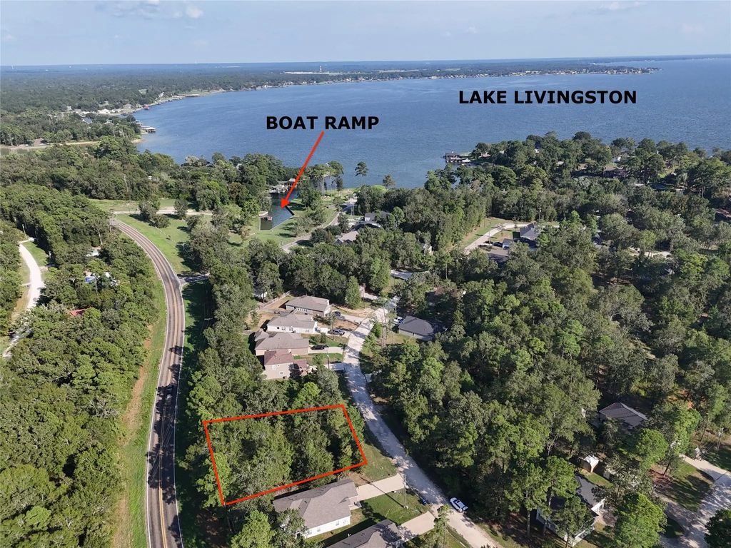 Na Village Cove Loop, Livingston