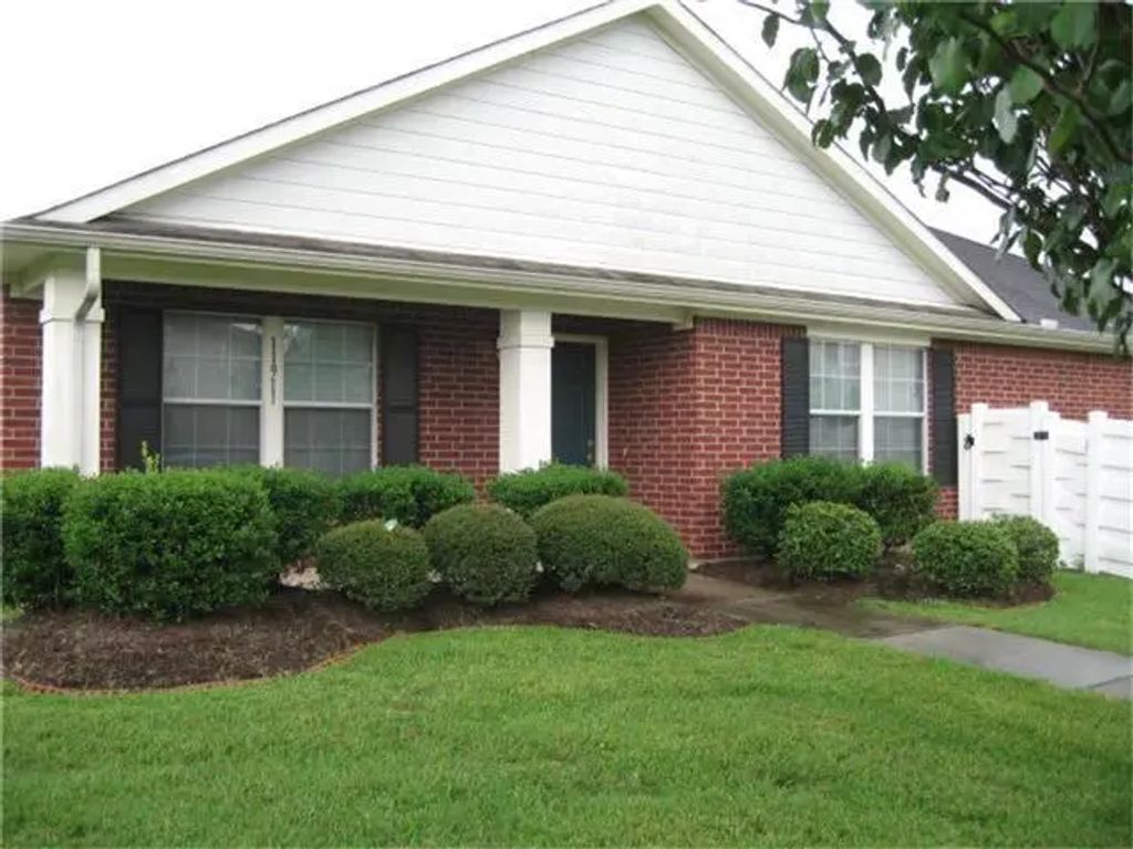 11911 Sanspereil Drive, Houston
