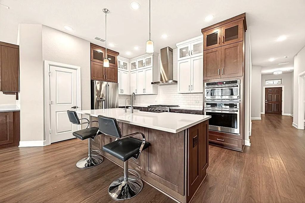 10010 Starry Night Lane, Manvel