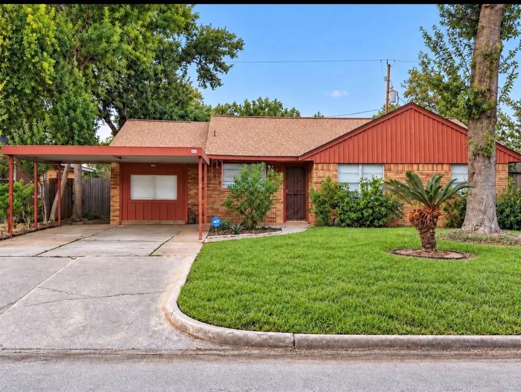 5711 Turtle Creek Road, Houston