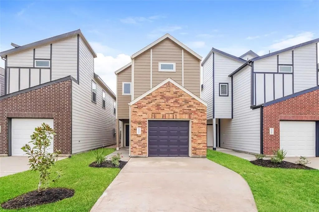 15232 Estrella East, Houston