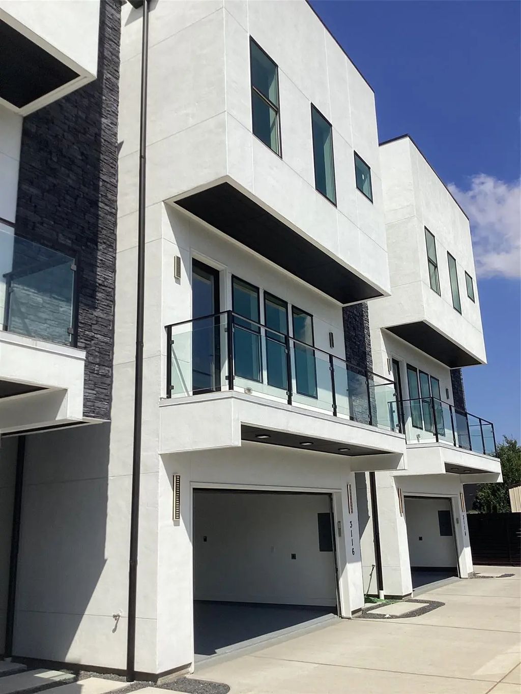 3116 Clay Street, Houston