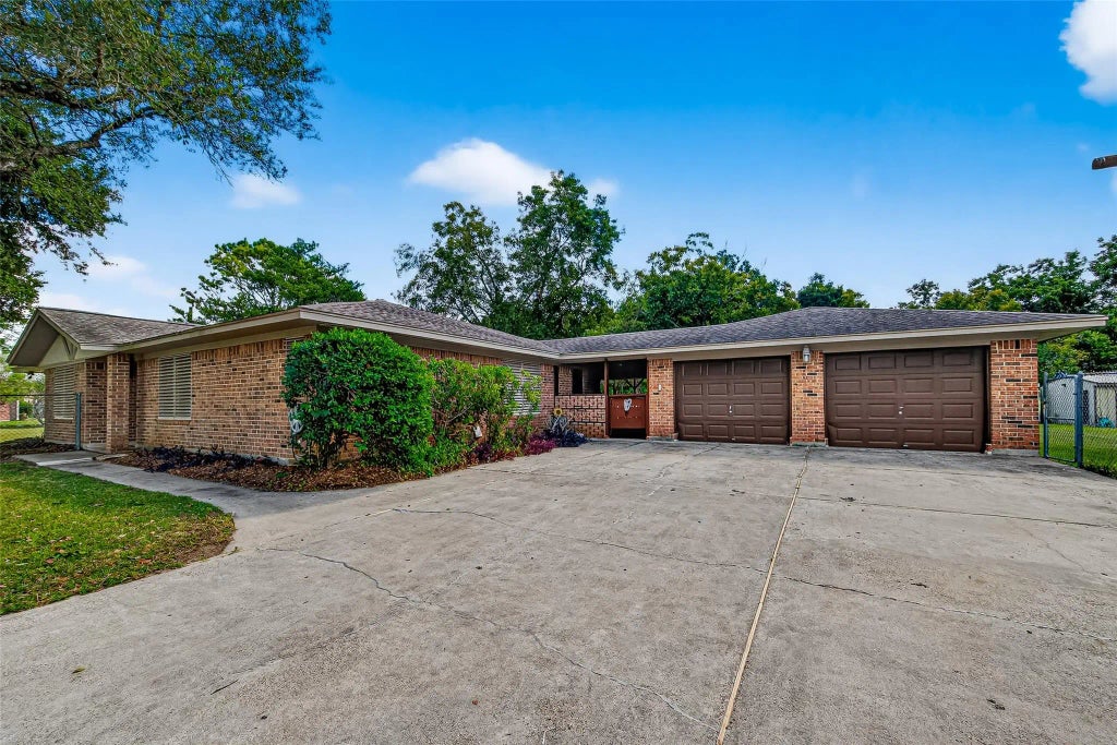 12021 7th 1/2 Street, Santa Fe