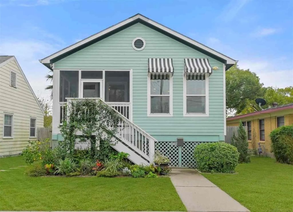 4317 Avenue R Avenue, Galveston