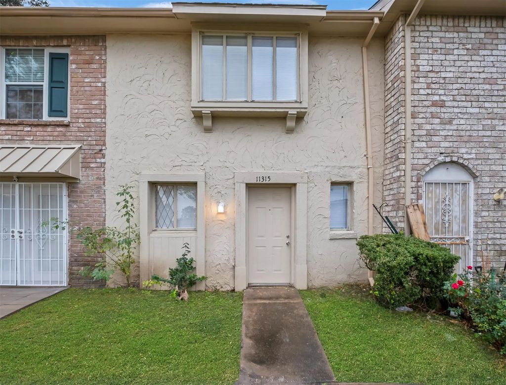 11315 Beechnut Street, Houston