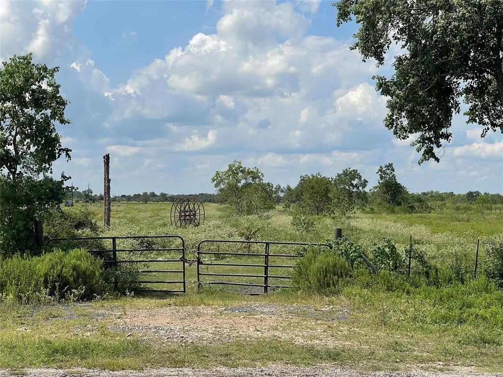 5328 Fm 3013 Road, Sealy