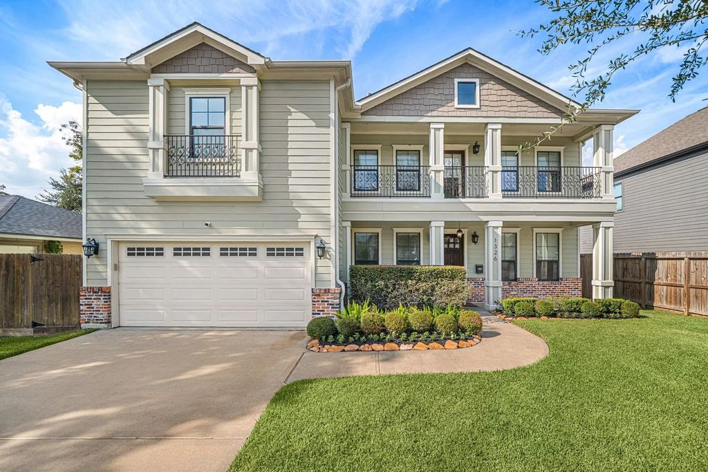 1326 Martin Street, Houston