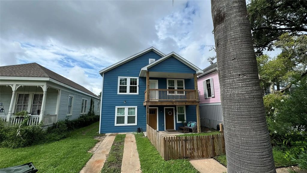 3414 Ursuline, Galveston
