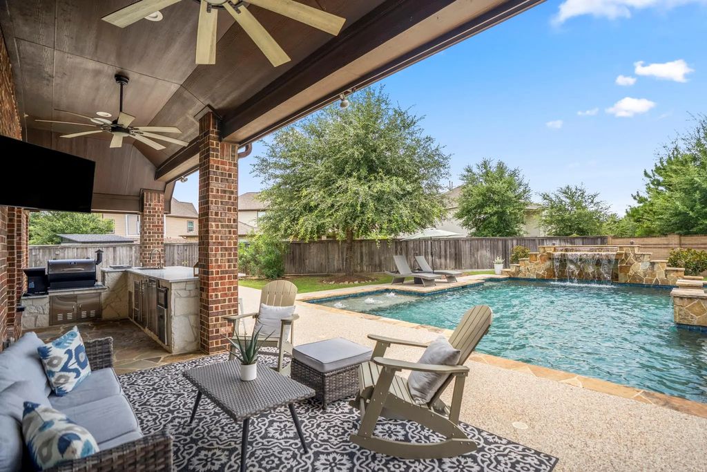 19002 Fire Tower Hill Place, Cypress