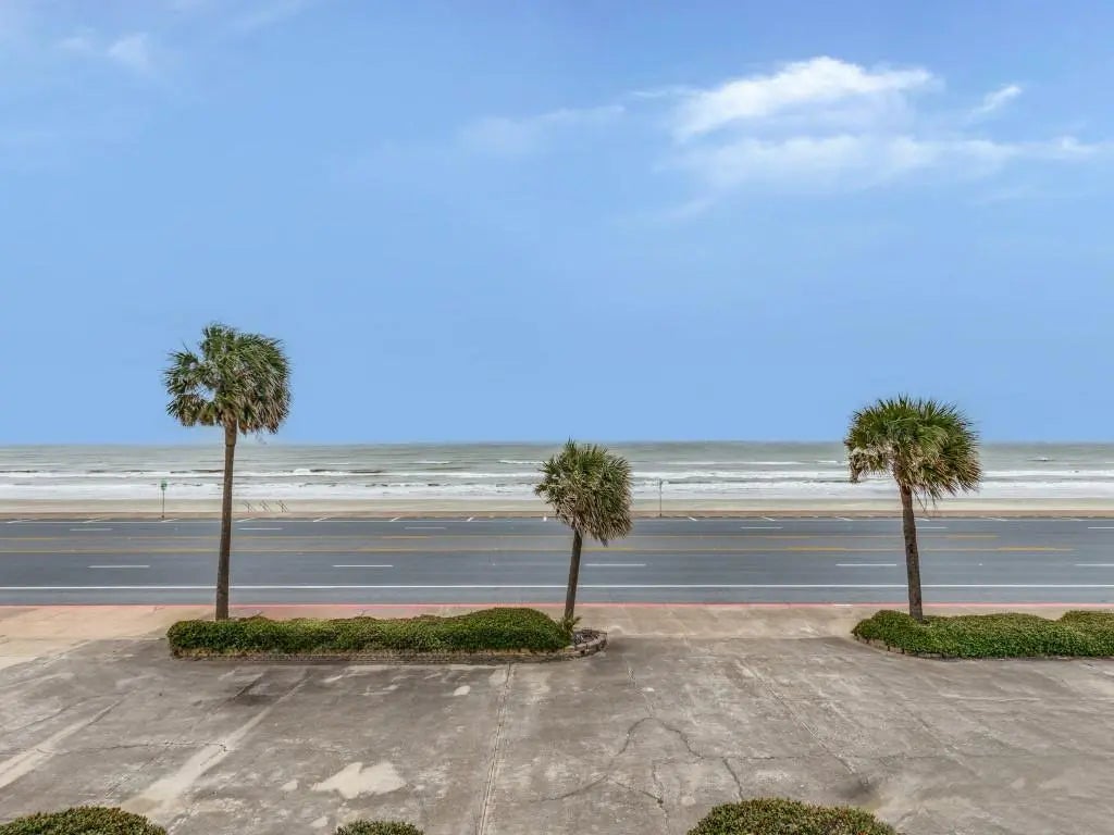 8416 Seawall Boulevard 4, Galveston