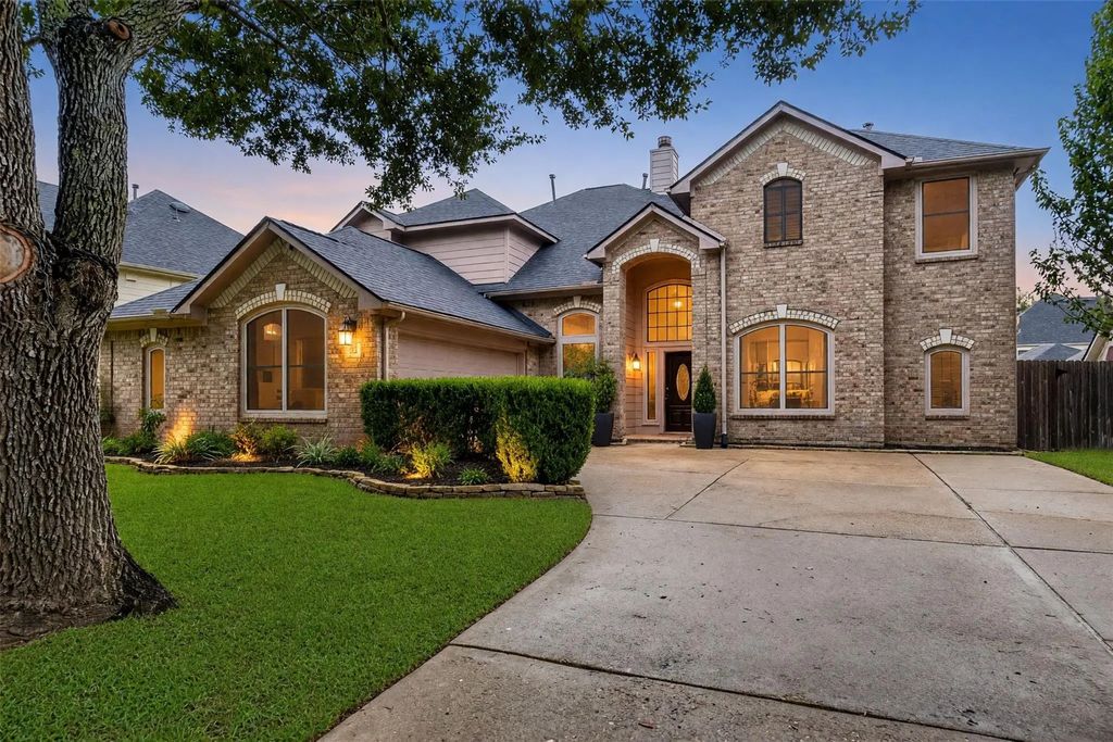 511 Silver Creek Circle, Richmond